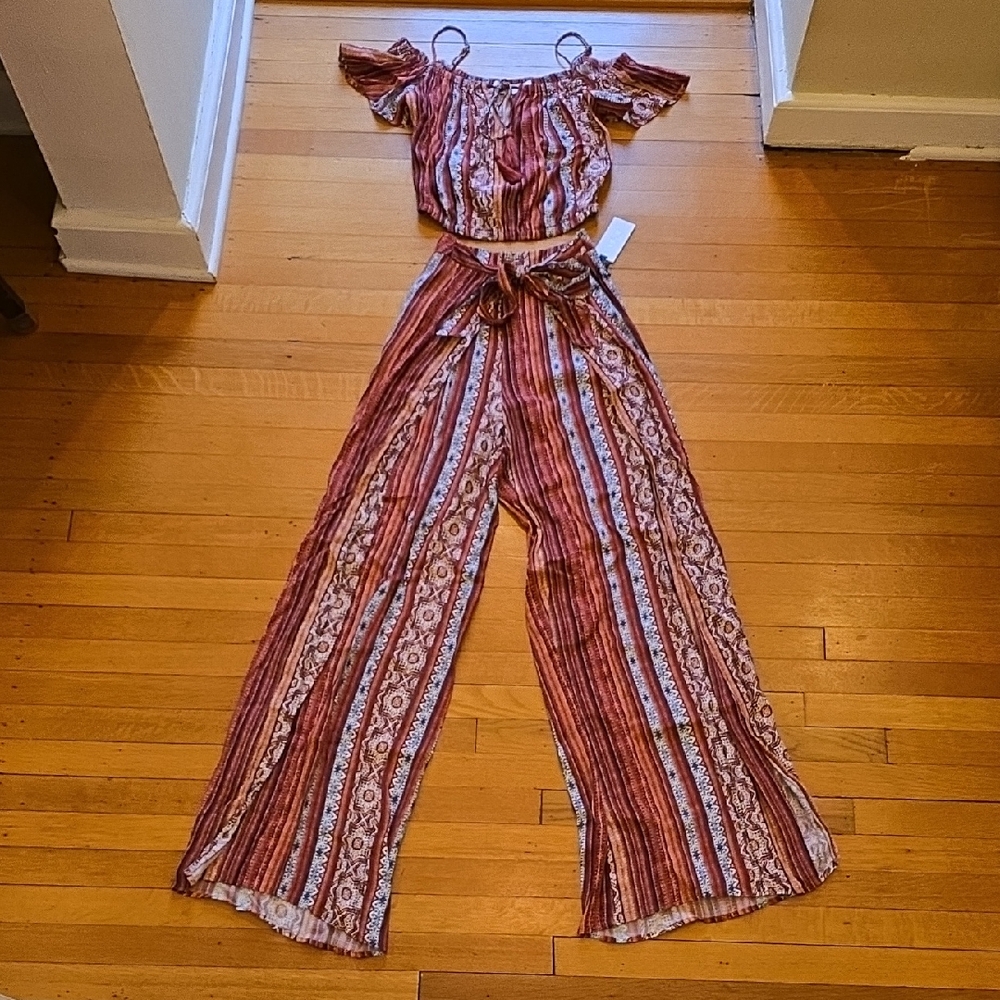 NWT, ASTR The Label, Two-Piece Bohemian Crop Top & Wrap Pants Set Women's XS